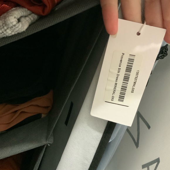 Provence silk dress - Picture 7 of 11